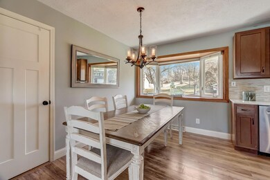 5216 Birch Rd, Minnetonka, MN 55345 - photo 4