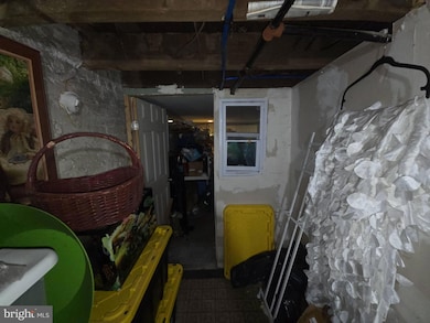 75 Hedge St unit 2 RR, Salem, NJ 08079 - photo 3