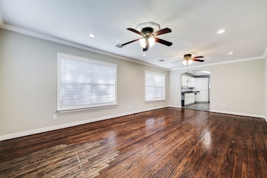 411 Lindale St, Houston, TX 77022 - photo 3