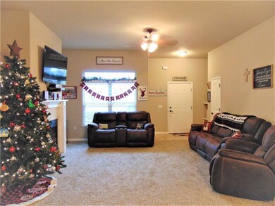 916 White Oak St, Elkins, AR 72727 - photo 2
