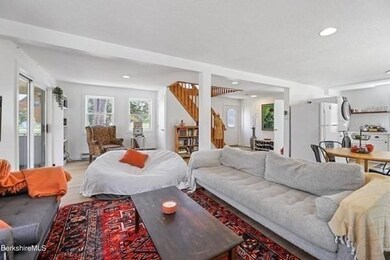 376 Long Bow Ln W, Becket, MA 01223 - photo 5