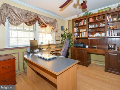 18 Neshaminy Dr, Warminster, PA 18974 - photo 5