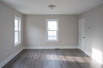 5 English Row, Grafton, MA 01560 - photo 2