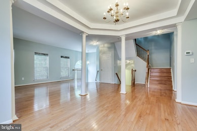 5300 Scottswood Ct, Alexandria, VA 22315 - photo 7