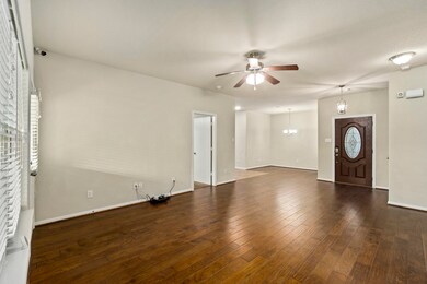 374 Ward Ln, Alvin, TX 77511 - photo 7