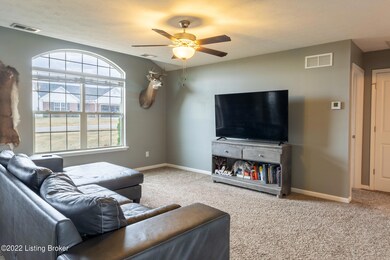 482 Gentry Crossings Blvd, Mount Washington, KY 40047 - photo 4