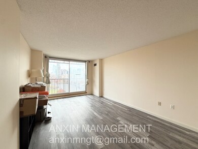Regatta Riverview Residences unit 1305, Cambridge, MA 02141 - photo 2