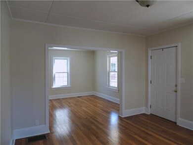 565 Fairmount St, Woonsocket, RI 02895 - photo 7