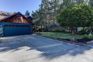 1982 NE Red Rock Lane MLS-1