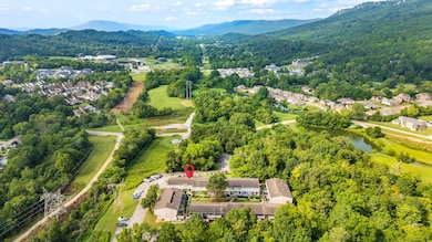 2025_08_August_800_Reads_Lake_Rd_Unit_00