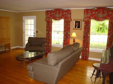 712 Kingree Rd, Shelbyville, TN 37160 - photo 2