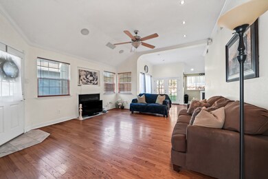 8558 Pool Creek Dr, Houston, TX 77095 - photo 3