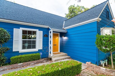 435 Olive Ave, Modesto, CA 95350 - photo 4