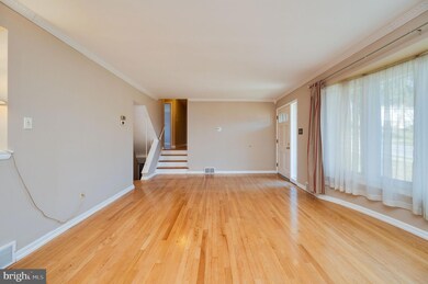 3804 Circle Ave, Reading, PA 19606 - photo 5