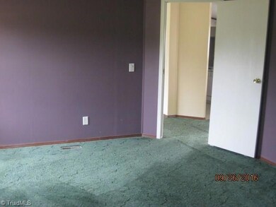 4553 Ridgeback Rd, Asheboro, NC 27205 - photo 4