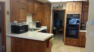 1712 Larry Hinson Dr, El Paso, TX 79936 - photo 5