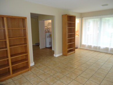 6307 Apex Dr, Louisville, KY 40219 - photo 5