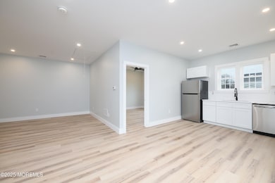 18 Georgia Ave, Port Monmouth, NJ 07758 - photo 5