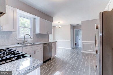 14305 Perrywood Dr, Burtonsville, MD 20866 - photo 4