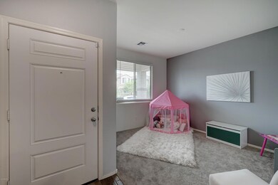 6140 W Laurie Ln-4
