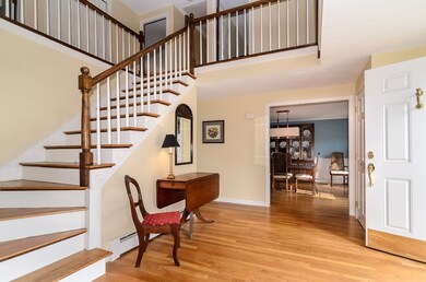 14 Penobscot St, Medfield, MA 02052 - photo 3