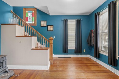 5-web-or-mls-1825-euclid-ave