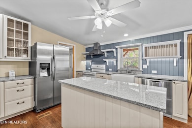 4131 Suttons Rd, Sevierville, TN 37876 - photo 7