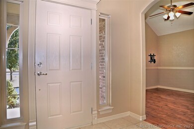 3300 E Emmitsburg Place, Broken Arrow, OK 74014 - photo 4