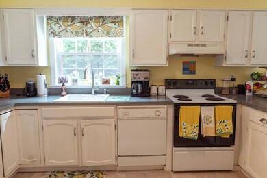 1720 Old Stage Rd, West Barnstable, MA 02668 - photo 5