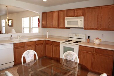 Kitchen pic 2