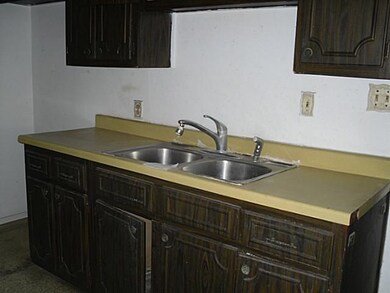 1607 Opossum Cir, Horizon City, TX 79928 - photo 3