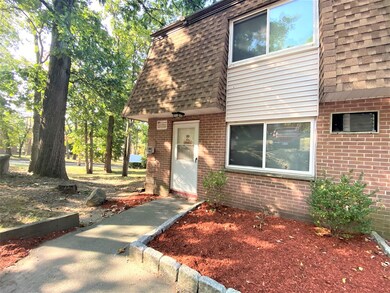 236 18th St unit 20, Dracut, MA 01826 - photo 2