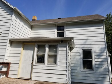214 N Elm Ave 3