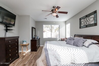 014-Master_Bedroom-3666896-small