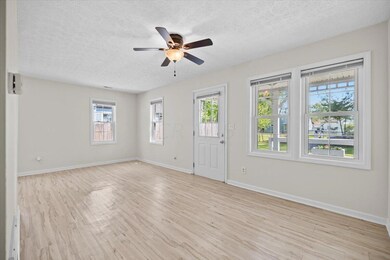 06-Living Room_ Dining Room