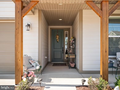 113 Mallard Dr, Lake Frederick, VA 22630 - photo 5