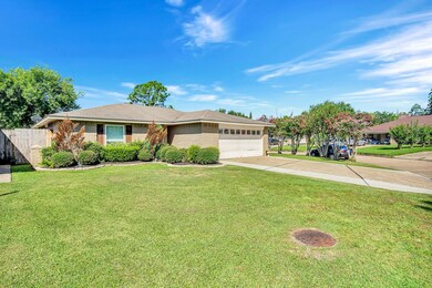 16602 Bougainvilla Ln, Friendswood, TX 77546 - photo 5