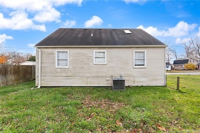 3941 Carver St, New Albany, IN 47150 - photo 7