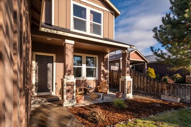 2-web-or-mls-3441 SW Metolius Meadow Ct-