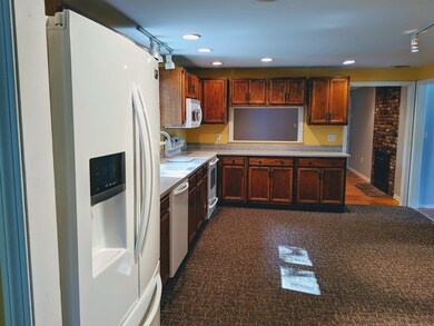 22 Hatters Hill Rd, Medfield, MA 02052 - photo 6