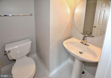 2447 Founders Way, Herndon, VA 20171 - photo 7