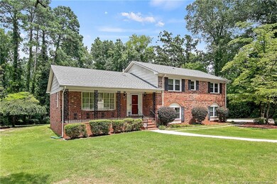 371 Edinburgh Dr, Fayetteville, NC 28303 - photo 4