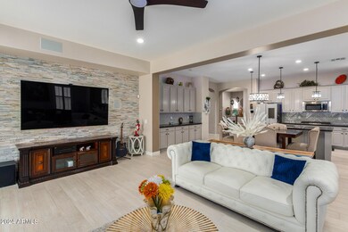 2670 E Iris Dr, Chandler, AZ 85286 - photo 4