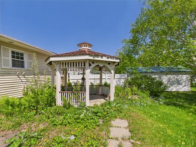 80 Garden Circle Spring 2025 (26)