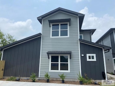 100 Woodford St unit B, San Benito, TX 78586 - photo 2