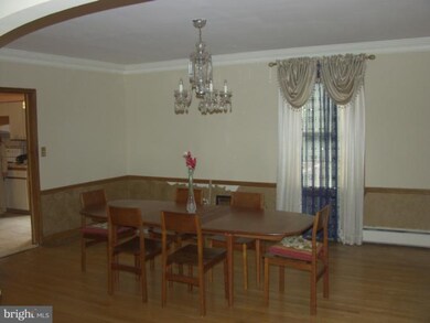 5509 Old Silver Hill Rd, District Heights, MD 20747 - photo 3