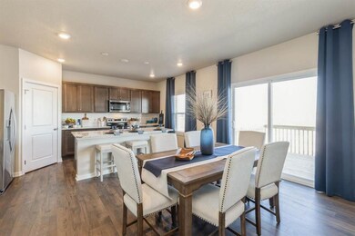 610 Prairie View Dr, West Branch, IA 52358 - photo 5