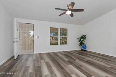 003_Living Room