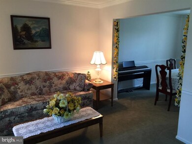 135 Mendham Dr, North Wales, PA 19454 - photo 3