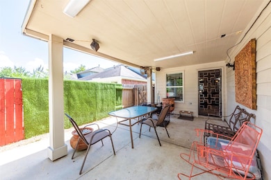 10410 Templeridge Ln, Houston, TX 77075 - photo 3